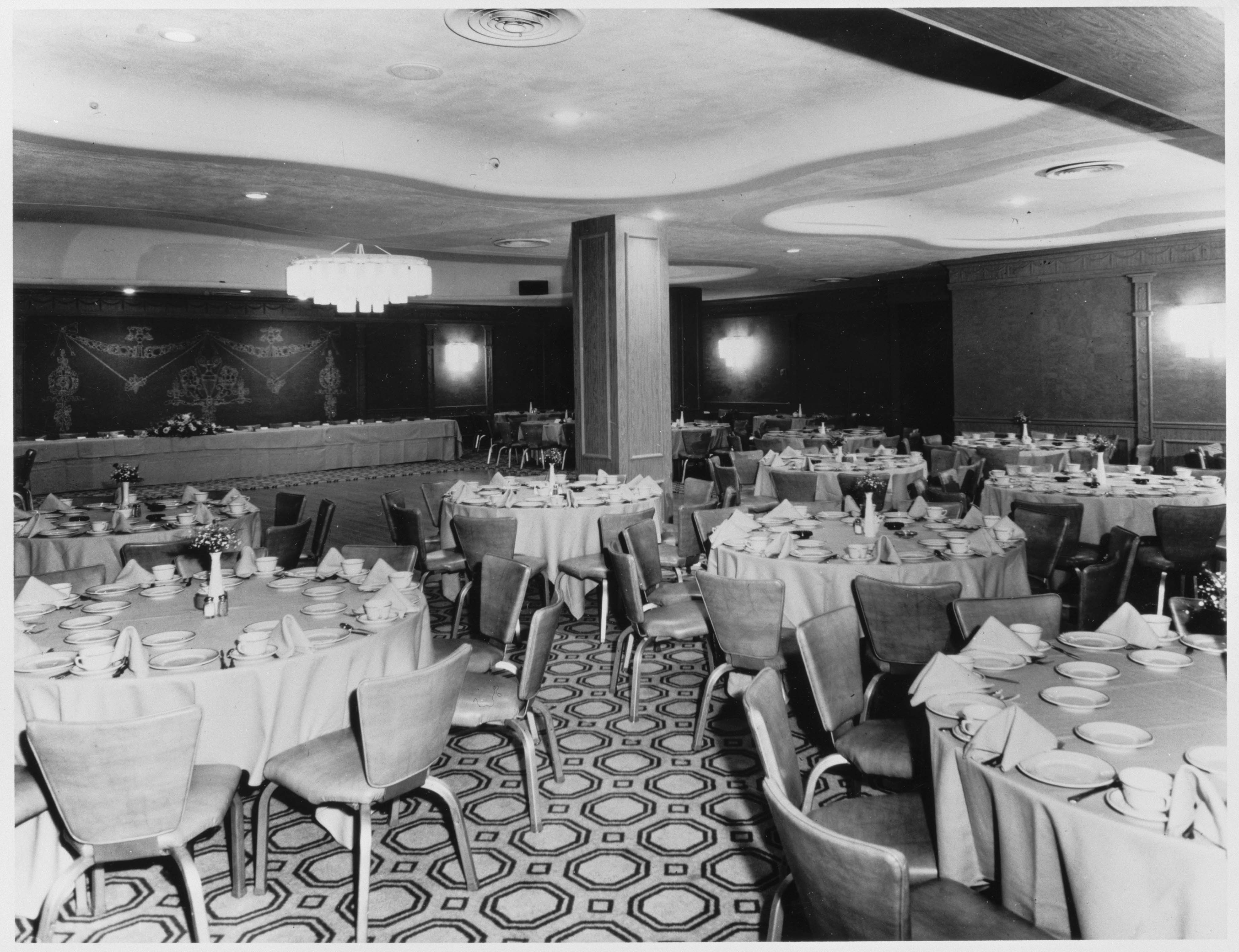 Historical Image of Dining Area Fairmont Miramar Hotel & Bungalows Santa Monica California